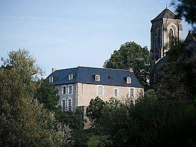Logis Hotel Le Prieure Des Gourmands Chateaubriant Exterior photo