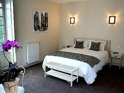 Logis Hotel Le Prieure Des Gourmands Chateaubriant Exterior photo